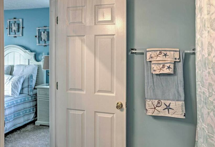 Pcb Family Home W/ Pool Access, 1 Mile To Beach!