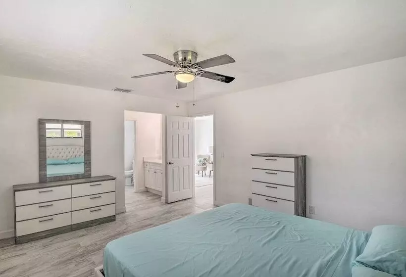 Port Orange Oasis: Close To Beaches & Dining!