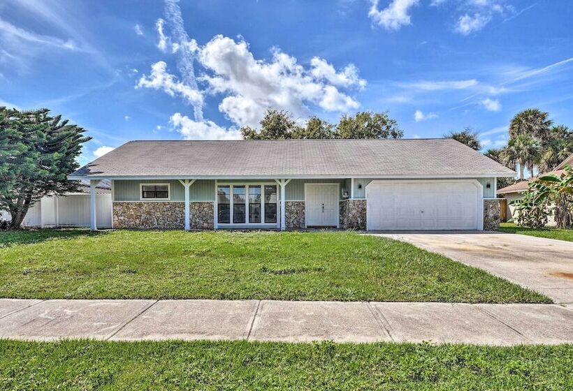 Port Orange Oasis: Close To Beaches & Dining!