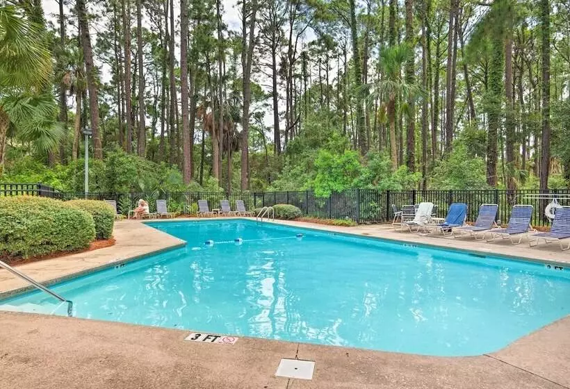 Remodeled Cottage On Sparrow Pond, Walk To Beach!