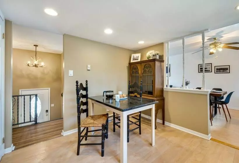 Serene Pocono Pines Home: 2 Mi To Lake Naomi Beach