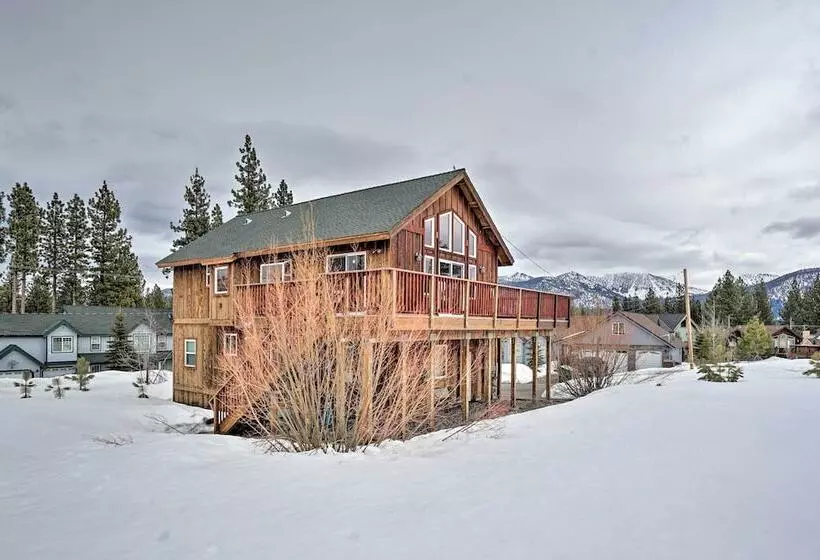 South Lake Tahoe Home: 9 Mi To Heavenly Mountain!