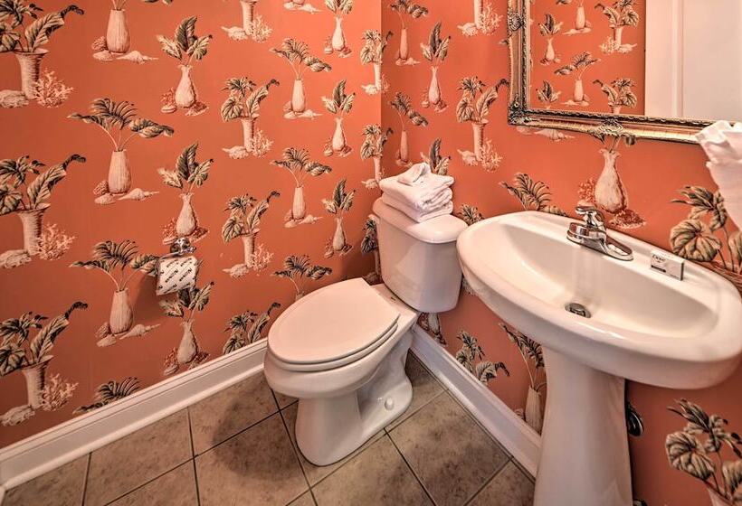 Spacious Family Retreat W/ Resort Amenities!