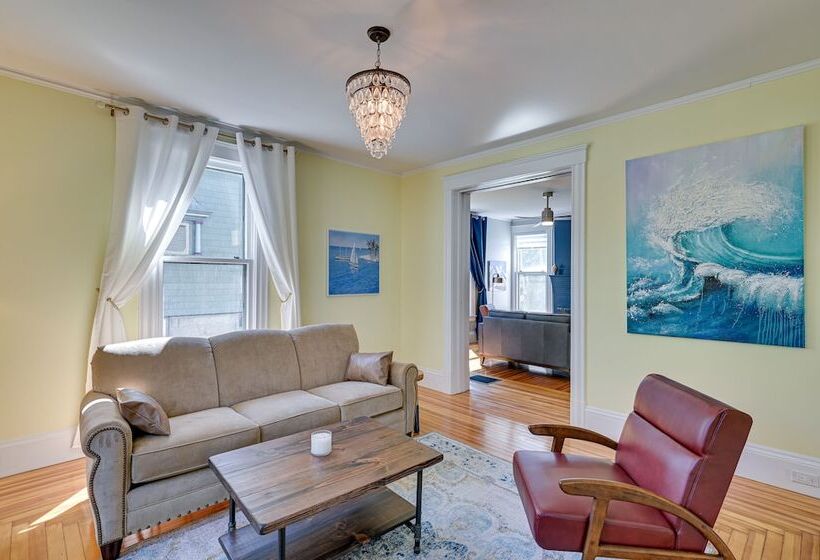 Spacious Historic Home In The Berkshires!