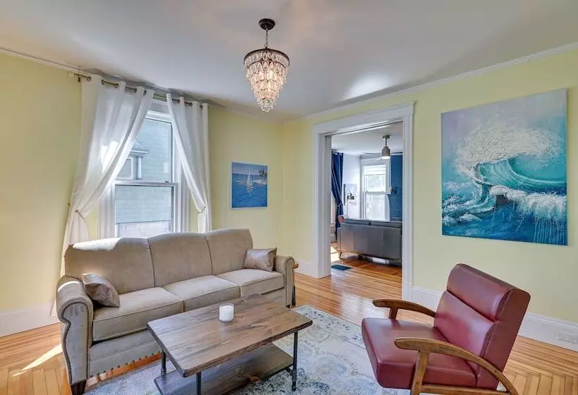 Spacious Historic Home In The Berkshires!