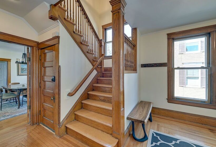 Spacious Historic Home In The Berkshires!