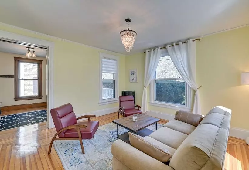 Spacious Historic Home In The Berkshires!