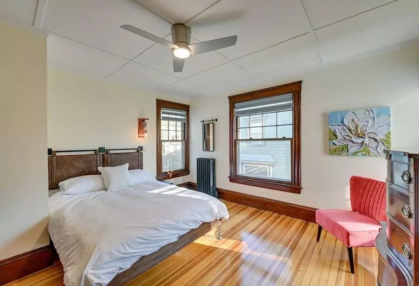 Spacious Historic Home In The Berkshires!