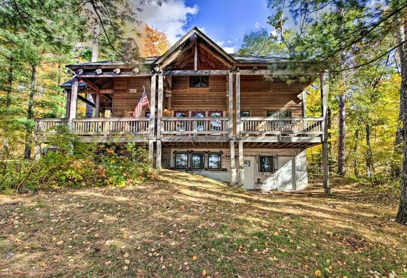Spacious Lakefront Cabin W/ Fire Pit & Grill!