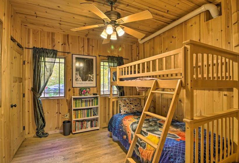 Spacious Lakefront Cabin W/ Fire Pit & Grill!