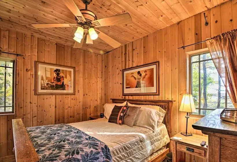 Spacious Lakefront Cabin W/ Fire Pit & Grill!