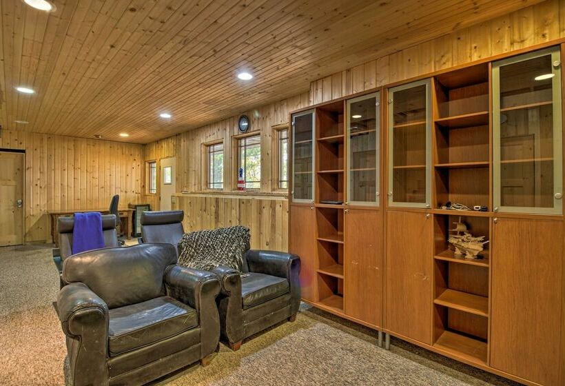 Spacious Lakefront Cabin W/ Fire Pit & Grill!