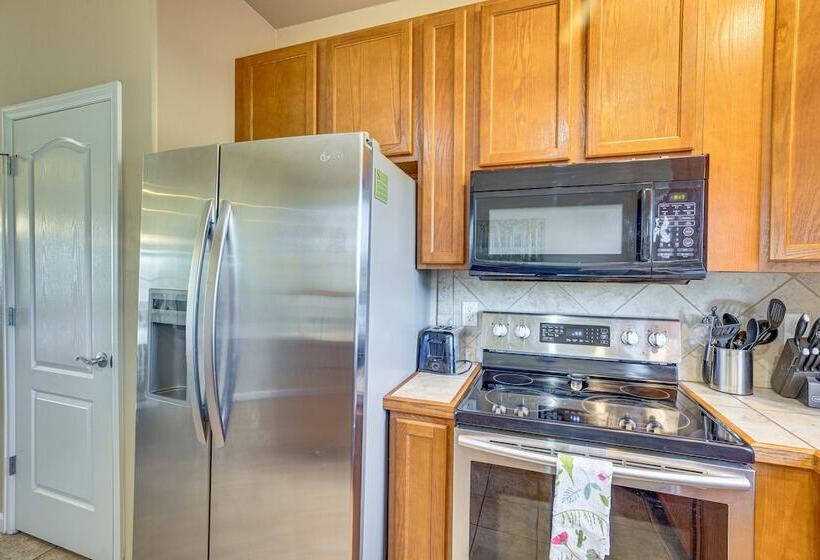 Stocked Grand Junction Home At Canyon View Park!