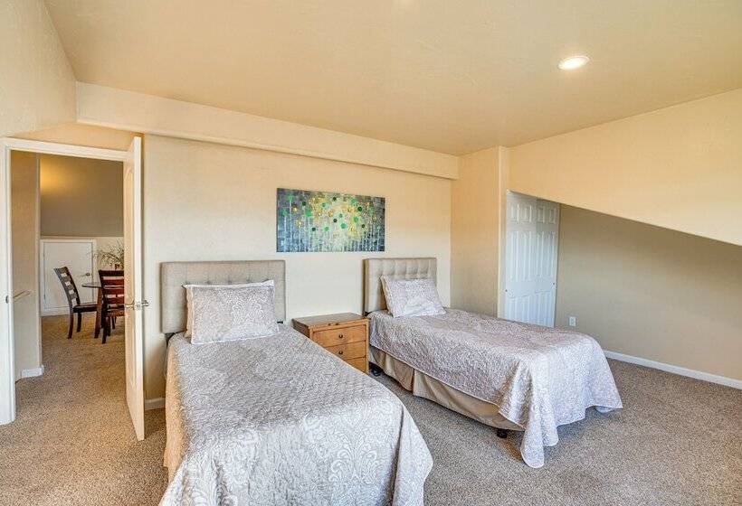 Stocked Grand Junction Home At Canyon View Park!