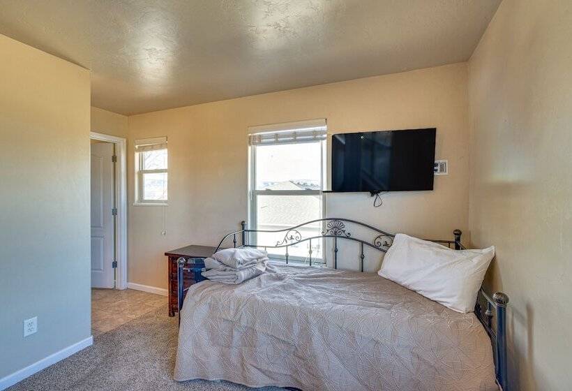 Stocked Grand Junction Home At Canyon View Park!