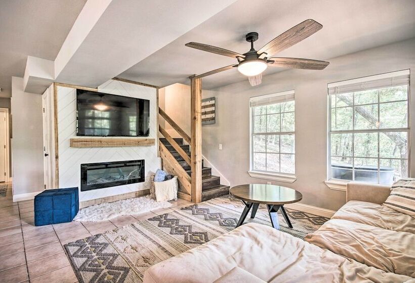 Private Fishing Dock: Grand Lake Home