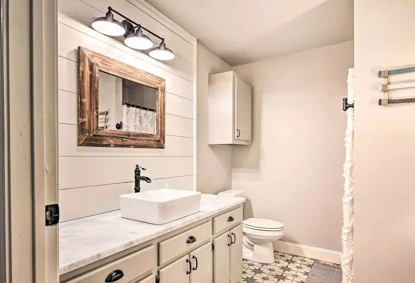 Private Fishing Dock: Grand Lake Home