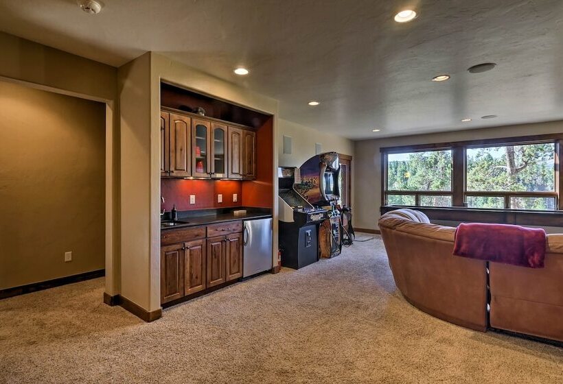 Breck Mtn Home W/ Hot Tub & Game Room!
