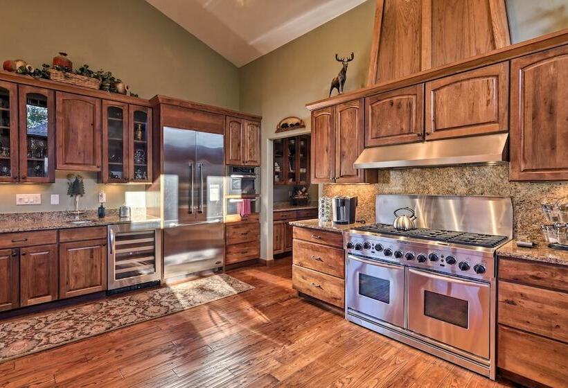 Breck Mtn Home W/ Hot Tub & Game Room!