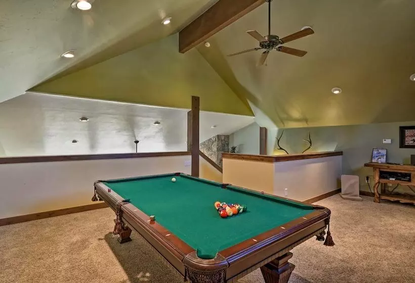 Breck Mtn Home W/ Hot Tub & Game Room!