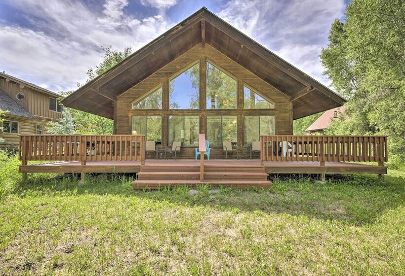 The River Home Cabin W/ Yard: Near Wolf Creek!