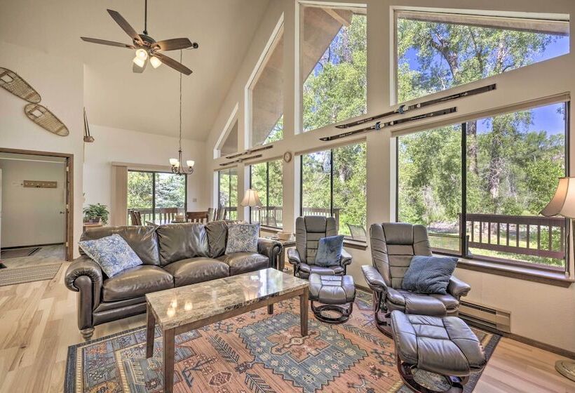 The River Home Cabin W/ Yard: Near Wolf Creek!