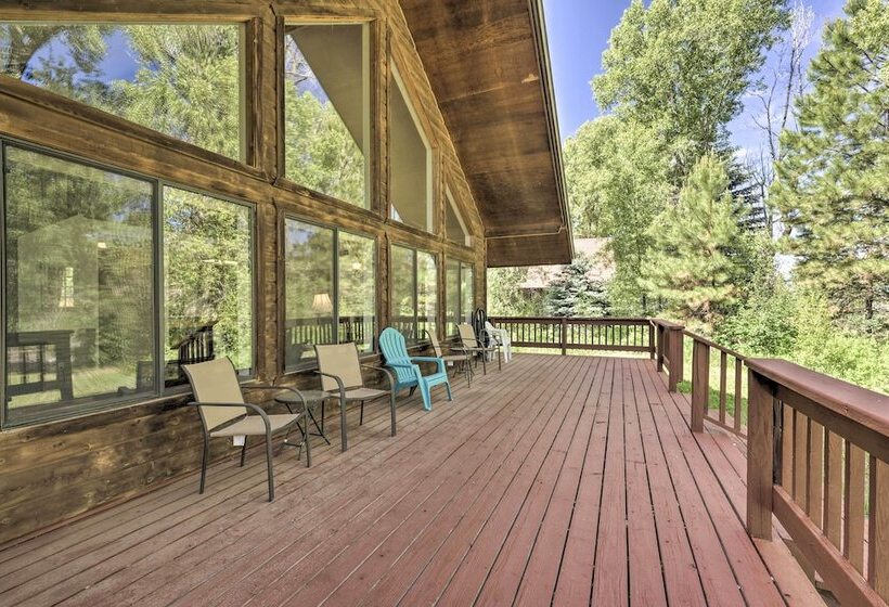 The River Home Cabin W/ Yard: Near Wolf Creek!