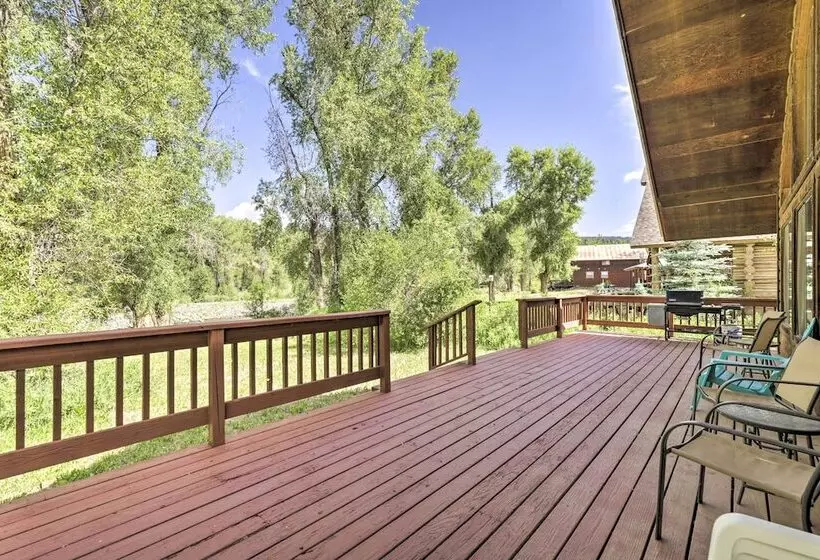 The River Home  Cabin W/ Yard: Near Wolf Creek!