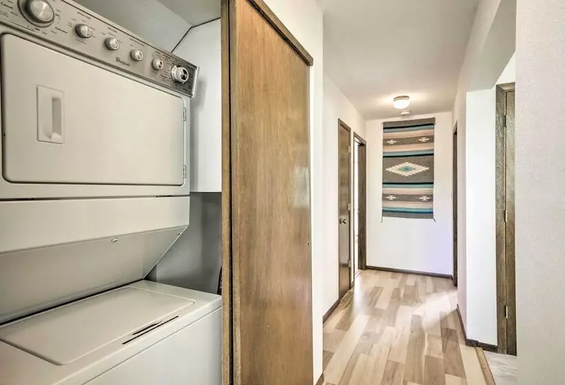 The River Home  Cabin W/ Yard: Near Wolf Creek!