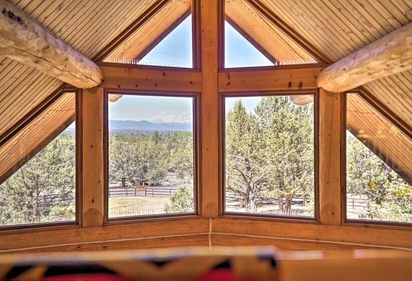 Bend Log Cabin W/ Cascade Mountain Views!