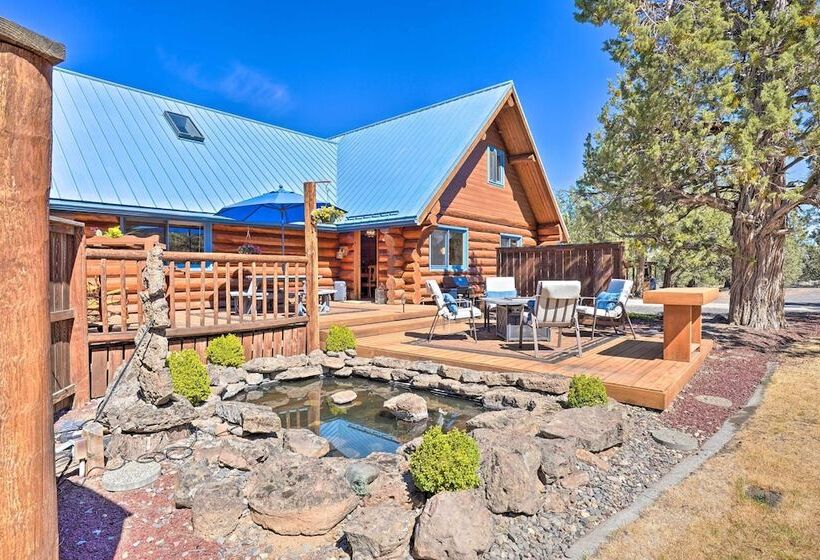 Bend Log Cabin W/ Cascade Mountain Views!
