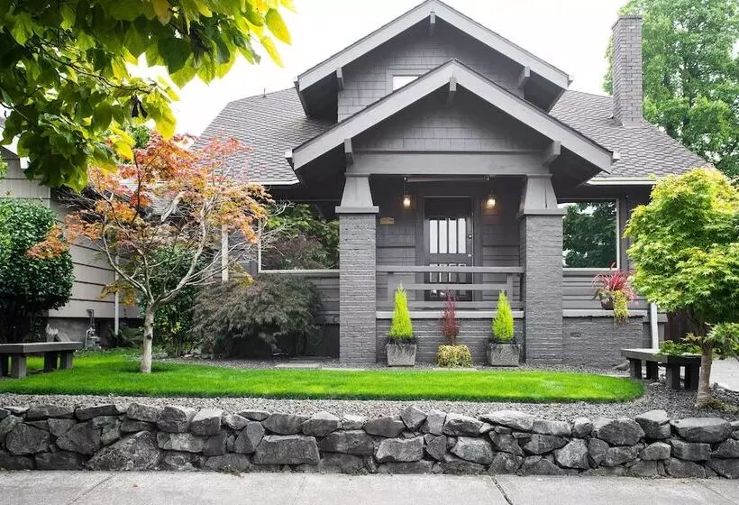 Updated Tacoma Home W/ Patio: 3 Mi To Downtown