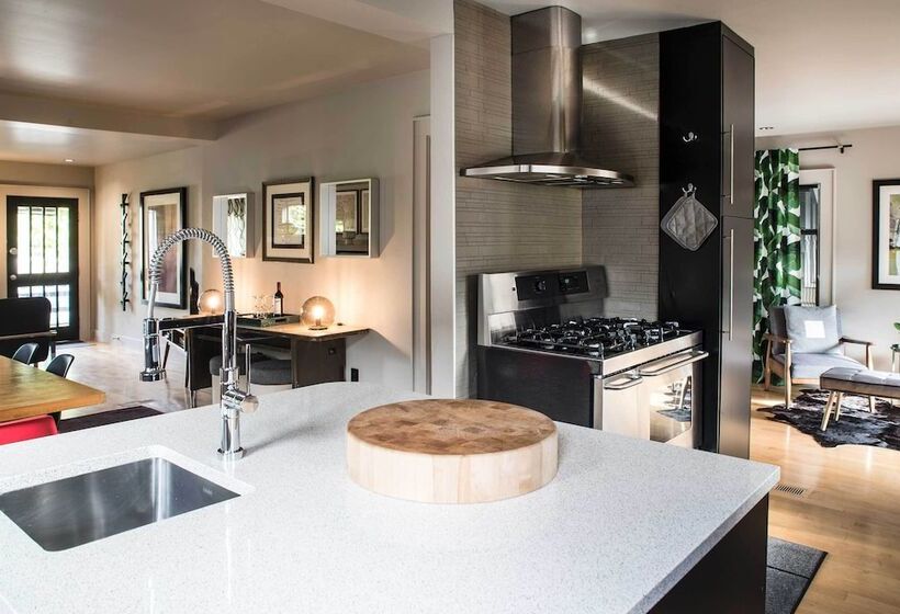 Updated Tacoma Home W/ Patio: 3 Mi To Downtown