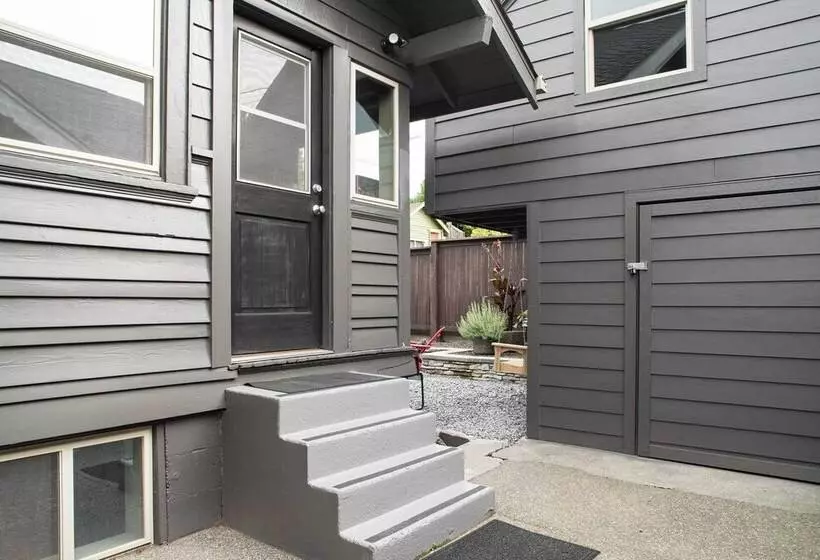 Updated Tacoma Home W/ Patio: 3 Mi To Downtown
