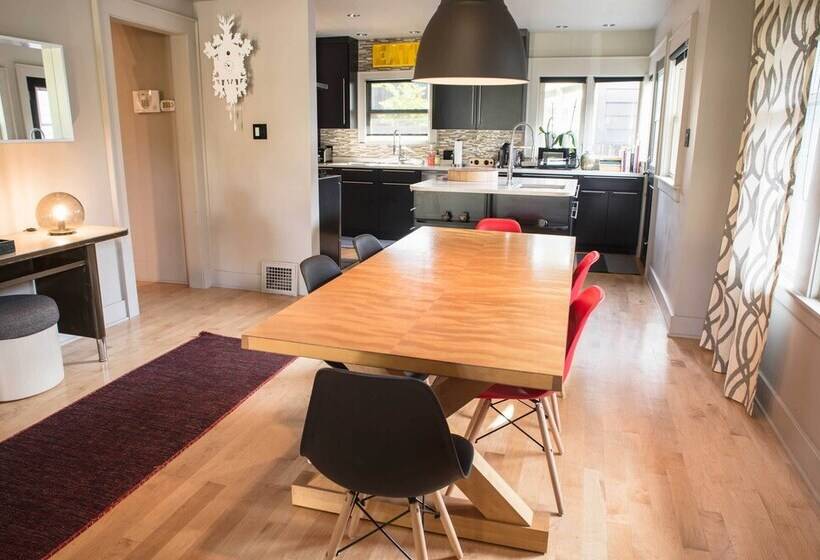 Updated Tacoma Home W/ Patio: 3 Mi To Downtown