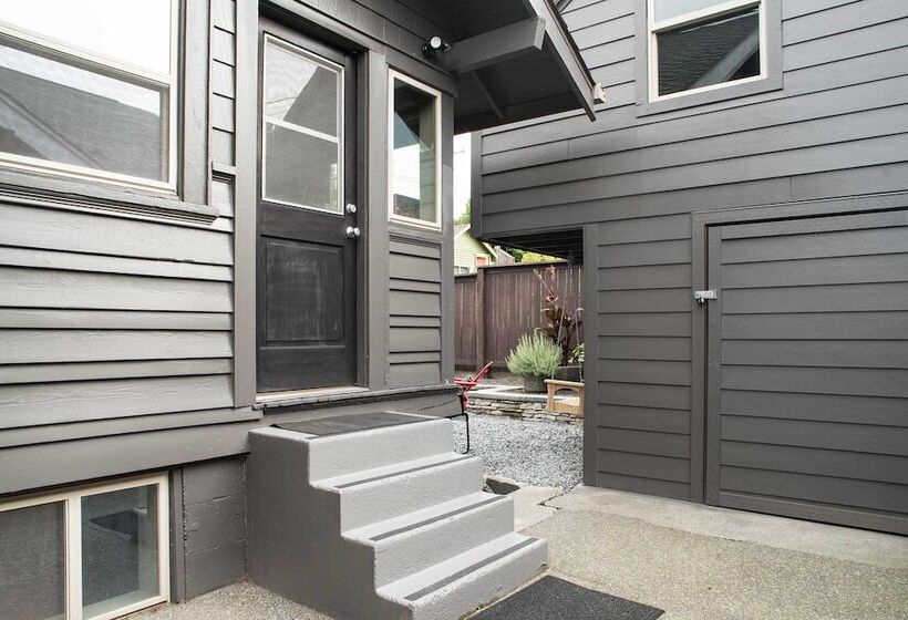 Updated Tacoma Home W/ Patio: 3 Mi To Downtown