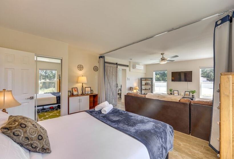 Hot Tub & Pool: Joshua Tree Vacation Home!