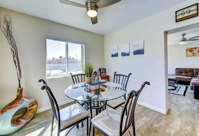 Hot Tub & Pool: Joshua Tree Vacation Home!