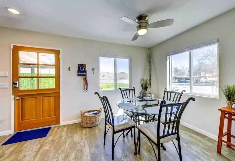 Hot Tub & Pool: Joshua Tree Vacation Home!