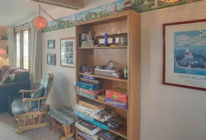 Serene Lakefront Baileys Harbor Home W/ Deck!