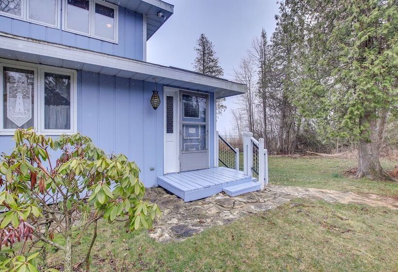 Serene Lakefront Baileys Harbor Home W/ Deck!