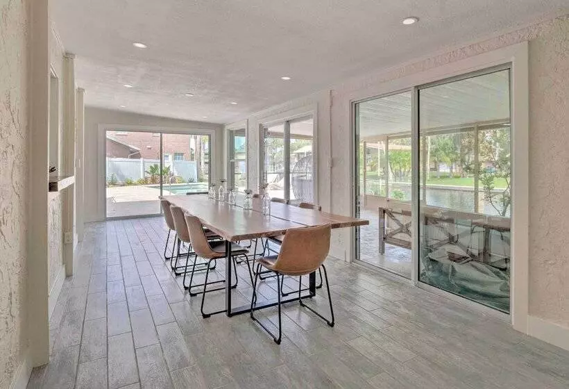 Waterfront Crystal River Home W/ Boat Dock!