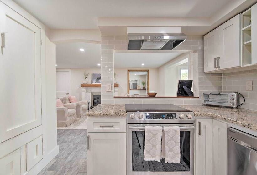 Waterfront Crystal River Home W/ Boat Dock!