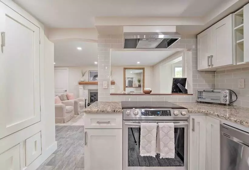 Waterfront Crystal River Home W/ Boat Dock!