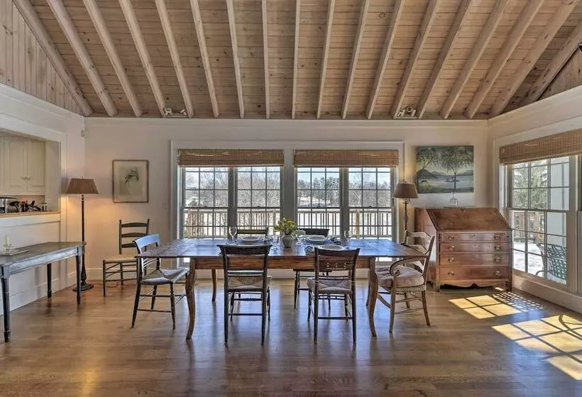 Waterfront Ipswich Escape: 2 Miles To Crane Beach!