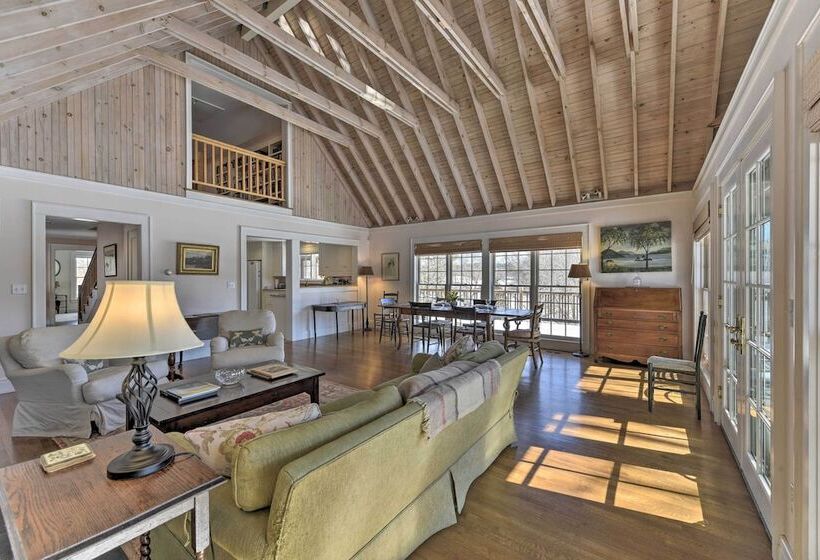 Waterfront Ipswich Escape: 2 Miles To Crane Beach!