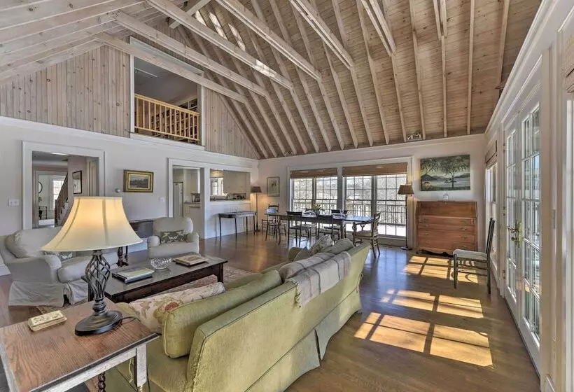 Waterfront Ipswich Escape: 2 Miles To Crane Beach!