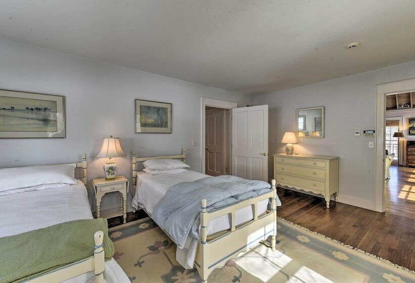 Waterfront Ipswich Escape: 2 Miles To Crane Beach!