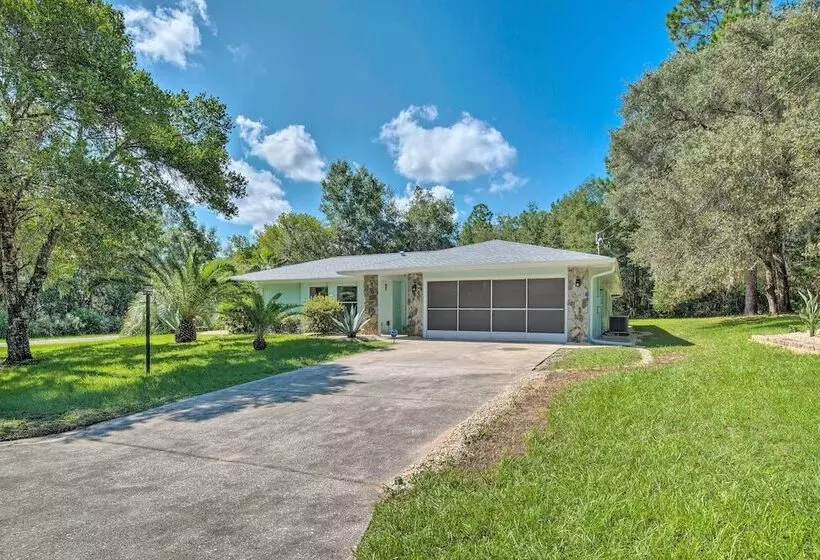 Welcoming Citrus Springs Home W/ Heated Pool