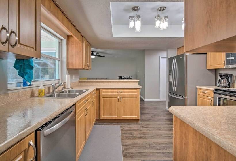 Welcoming Citrus Springs Home W/ Heated Pool